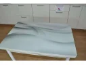 Стол обеденный поворотно раскладной фотопечать Симпл / дуб молочный Текстура 029 / опора круглая муар белый арт. 1351231