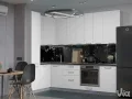 Белый
