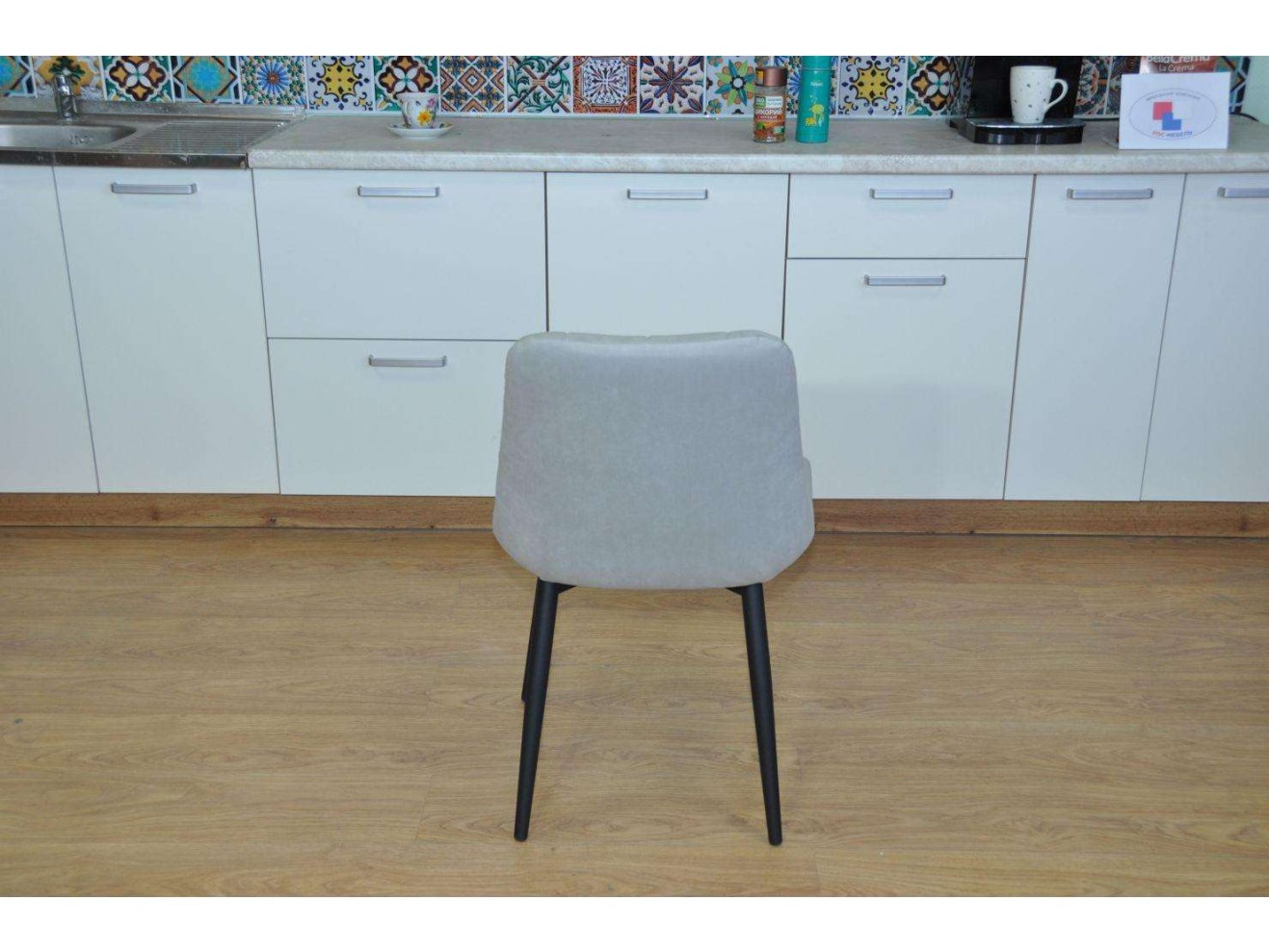 Стул Р / черный /велюр светло-серый